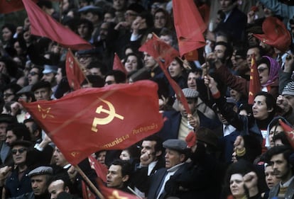 Manifestación del Partido Comunista portugués en Lisboa el 1 de marzo de 1975.