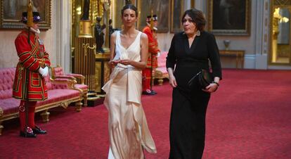 Rose Hanbury, a la izquierda, a su llegada al palacio de Buckingham el 3 de junio de 2019.