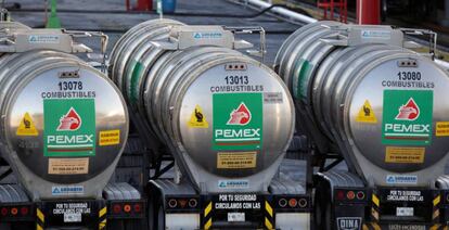 Tanques de Pemex en Cadereyta (Monterrey, México).