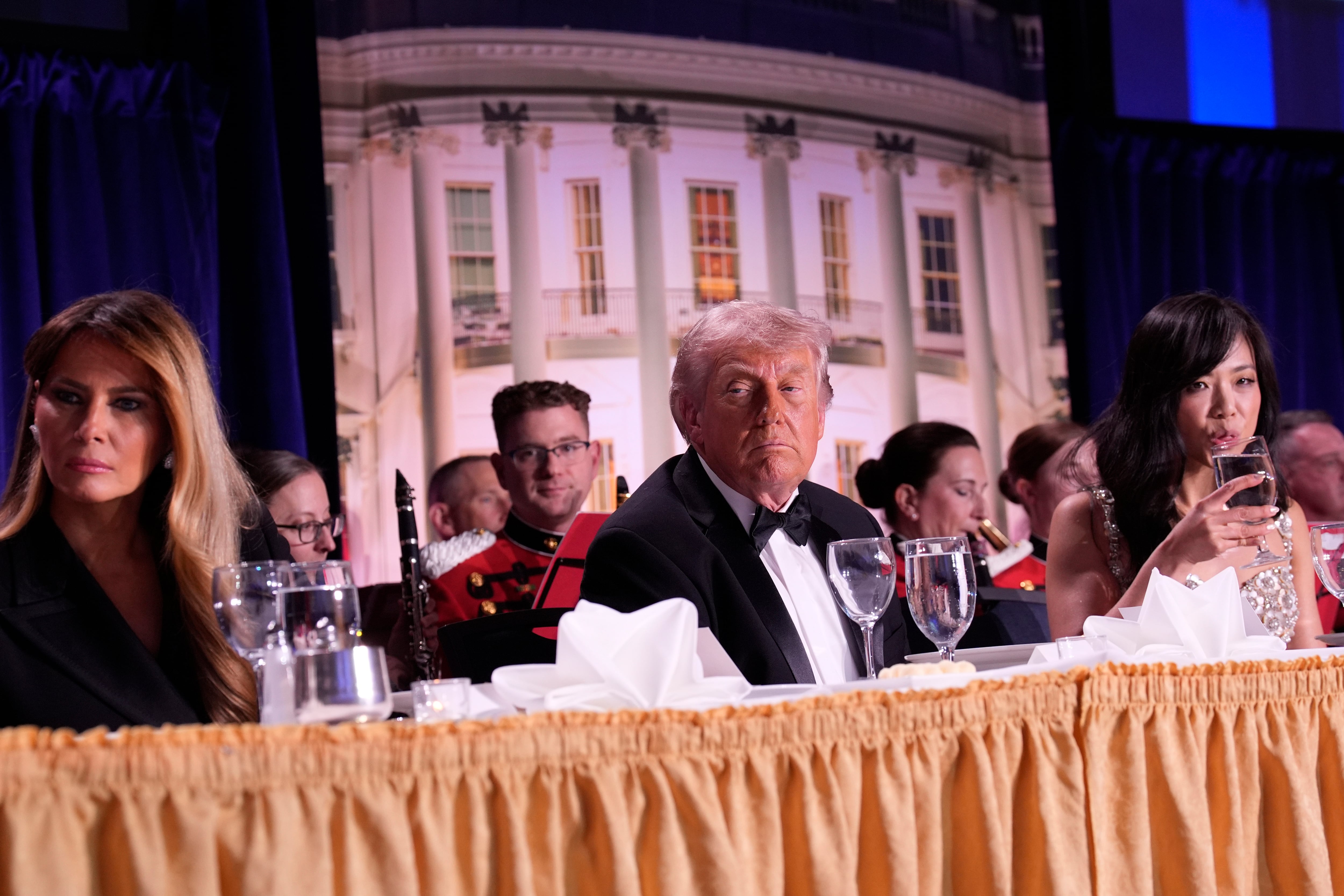 Trump, evacuado de la Cena de Corresponsales de la Casa Blanca por un intento de atentado