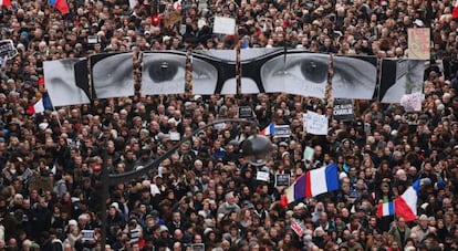 Momento de la marcha en Par&iacute;s, el domingo en Francia. 