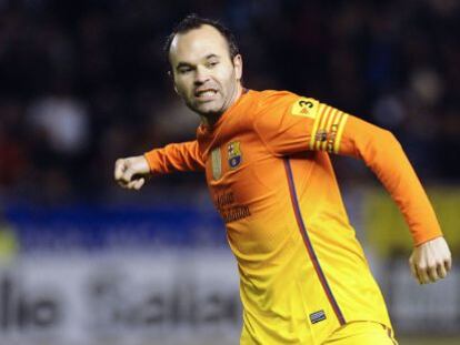 Iniesta celebra su gol ante el Alavés.