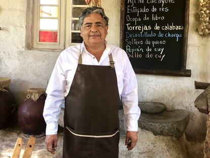 Rafael del Carpio, de la picantería Los leños, en Yumina, cerca de Arequipa.