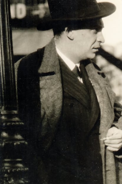 Manuel Chaves Nogales en un retrato tomado en París en 1939. Imagen cedida por la editorial El Paseo. 
