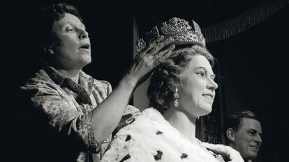 La réplica de cera de Isabel II, que hoy ya suma más de seis décadas de reinado, se instaló en el museo Madame Tussauds londinense en 1955.