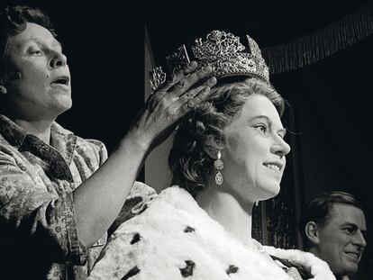 La réplica de cera de Isabel II, que hoy ya suma más de seis décadas de reinado, se instaló en el museo Madame Tussauds londinense en 1955.