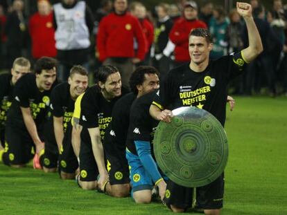 Los jugadores del Borussia celebran el título de Liga.