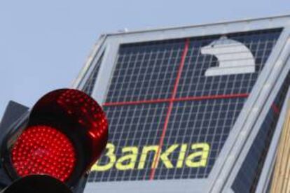 Vista de la torre de Bankia en la madrileña Plaza de Castilla. EFE/Archivo