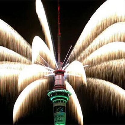 Esta, para muchos, desconocida ciudad neozelandesa ocupa el quinto puesto, gracias a construcciones tan bellas como la Torre Sky, que ilumina las noches a sus habitantes.