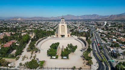 El Templo Votivo de Maip, en el sector surponiente de Santiago, Chile