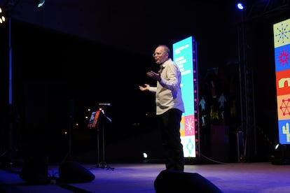 Diego Golombek en el Festival de Ciencia Puerto de Ideas, en abril de 2024.