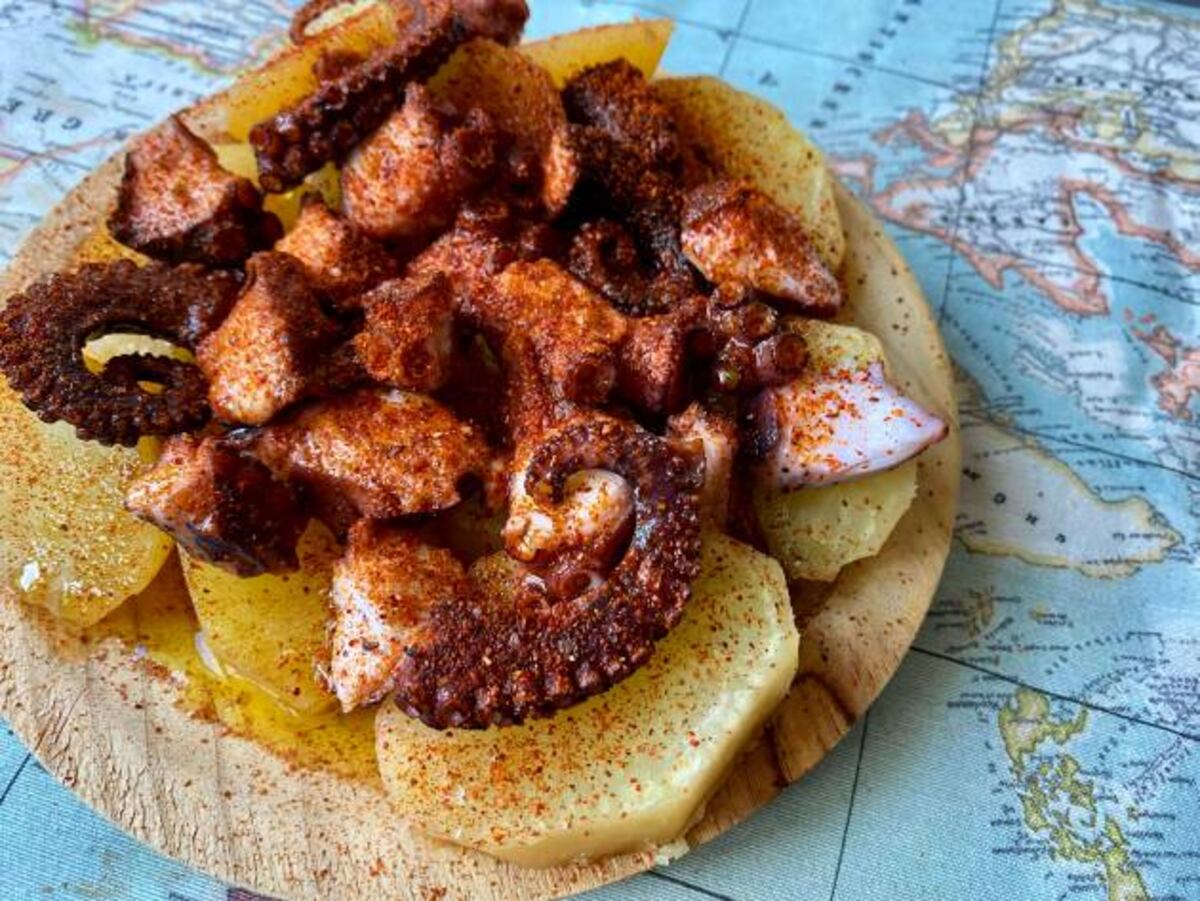 Pulpo a la gallega con patatas