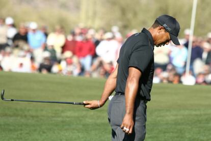Tiger Woods se lamenta