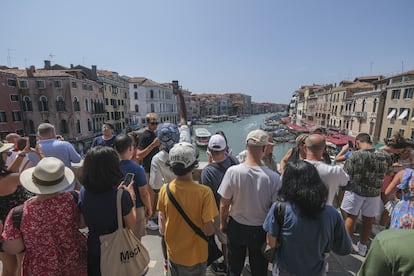 Venecia, uno de los principales ejemplos de turismo masivo y problemático, en agosto de 2023.