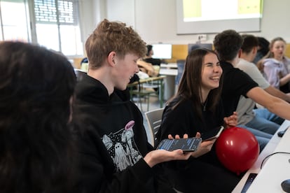Los alumnos lituanos de intercambio participan en las actividades del IES Aliste, en Alcañices.