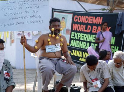 <i>Condemn World Bank, World Social Summit Mumbai 2004</i>.