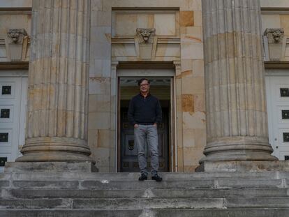 Gustavo Petro on the stairs of the Colombian Senate on September 9, 2021.