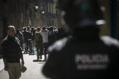 Mossos d'Esquadra durante una operación policial.