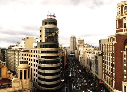La avenida Gran Vía de Madrid, la más emblemática de la capital de España.