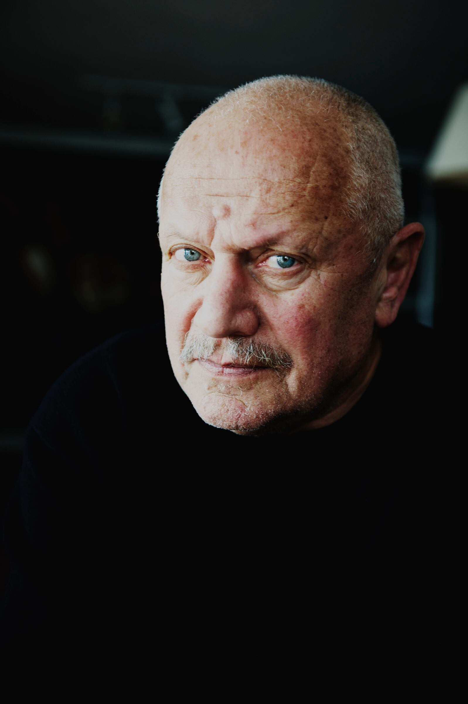 El dramaturgo y actor británico Steven Berkoff.