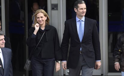 La Infanta Cristina de Borbón e Iñaki Urdangarin durante el juicio del