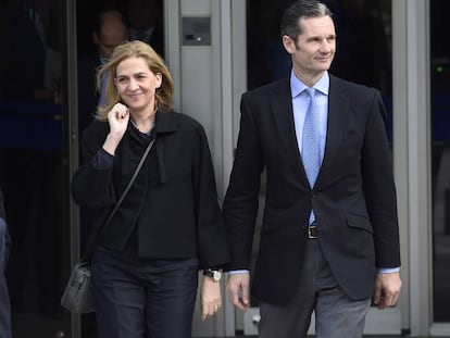 La Infanta Cristina de Borbón e Iñaki Urdangarin durante el juicio del