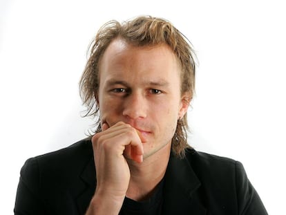 Durante años Heath Ledger se ganó la fama de actor difícil, ni quería conceder entrevistas ni se comportaba normal en los rodajes. En la imagen, el actor retratado durante el festival de Toronto de 2006.