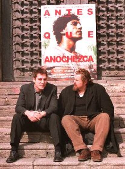 Javier Bardem y Julian Schnabel, ayer, en Barcelona.