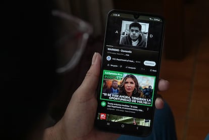 Anuncio de Youtube en el que se ve a Kristi Noem promover la autodeportación a inmigrantes en Estados Unidos