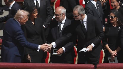King Felipe of Spain and U.S. President Donald Trump shake hands during the funeral of Pope Francis.