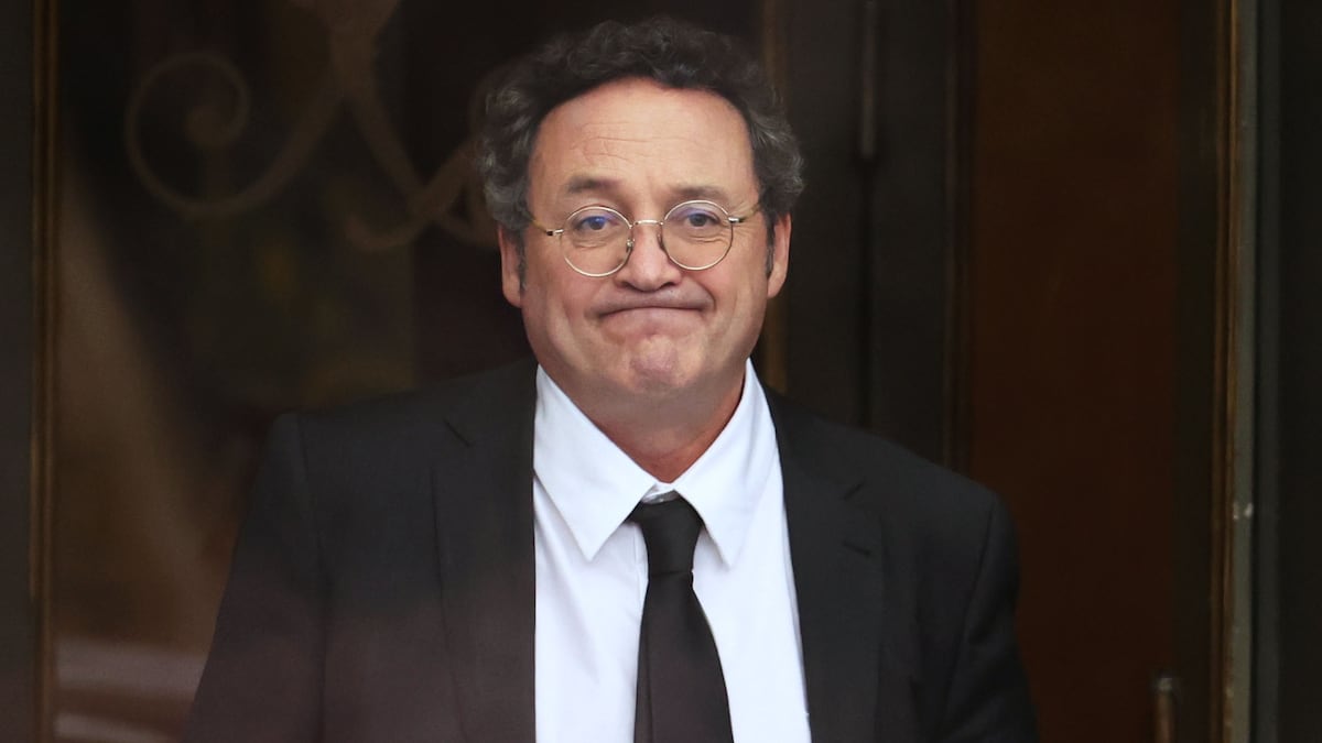 Comuns presenta una querella por revelación de secretos contra el presidente  del tribunal que condenó al fiscal general | Noticias de Cataluña | EL PAÍS