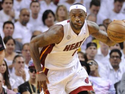 LeBron, en un partido ante Indiana.