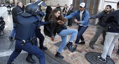 Imagen de los incidentes durante las protestas de febrero en Valencia.