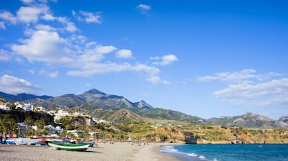 Imagen de la playa de Burriana, en Nerja, donde sucedieron los hechos.