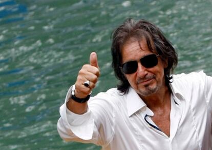 Al Pacino, tras la rueda de prensa de presentación de 'Wilde Salome', que participa, fuera de concurso, en el festival de Venecia.