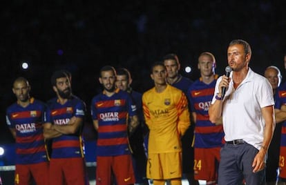 Luis Enrique, durante su discurso en la presentaci&oacute;n.