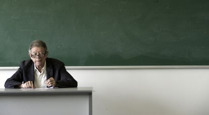 Alberto Blecua, el pasado jueves en la que fue su última lección en las aulas. El tema, claro, 'El Quijote' de Cervantes.