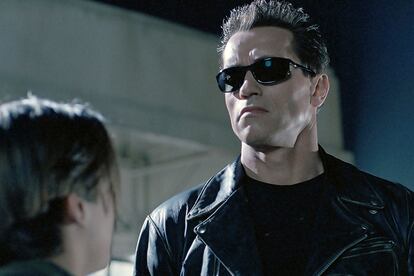 Terminator 2: El juicio final (1991)

La cita que recuerdas:

- “Sayonara, baby”.

La cita textual:

- “Hasta la vista, baby”.

A pesar de que el American Film Institute situó el 'Hasta la vista' en el puesto 76 de las frases más míticas de la historia del cine, los dobladores al castellano decidieron sustituirla por el 'Sayonara'.

La escena, aquí.