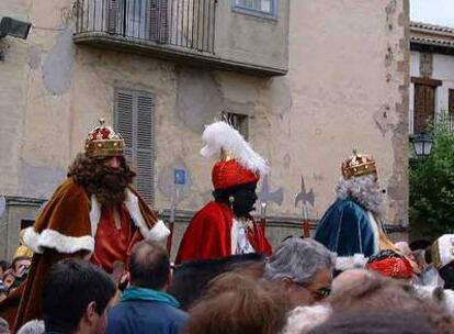 Los Reyes Magos, en una calle de Sangüesa, Navarra.