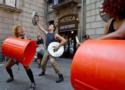 Una previa del espectáculo Stomp, que se estrenó ayer en el teatro Victoria.