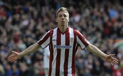 Muniain celebra su gol al Valencia