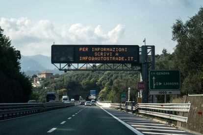 La autopista A12, operada por Autoestrade, a su paso por las inmediaciones de Génova.