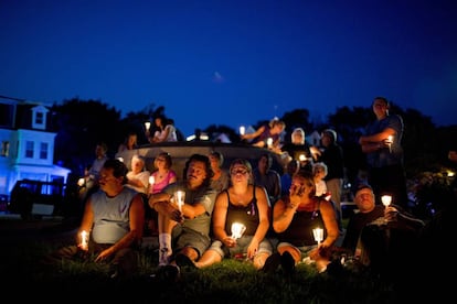 Vigilia por los muertos por sobredosis en EEUU en 2015.