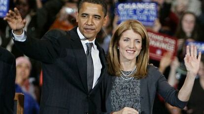 Barack Obama junto a Caroline Kennedy.