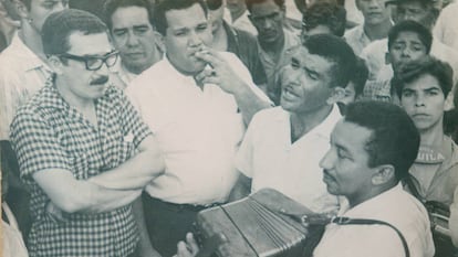 Gabriel Garc&iacute;a M&aacute;rquez en Aracataca, en marzo de 1966. 