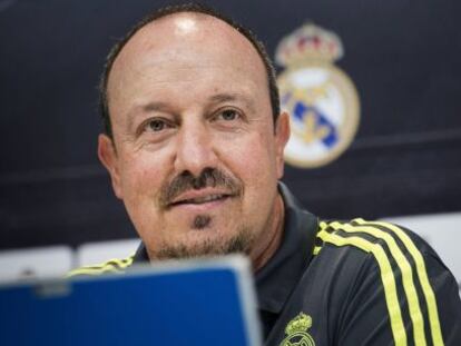 Ben&iacute;tez, durante la rueda de prensa.