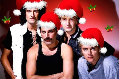 Queen es el grupo con más himnos de la historia. Sin embargo, su villancico no lo recuerda nadie. En la imagen, montaje navideño sobre una imagen de los cuatro músicos.