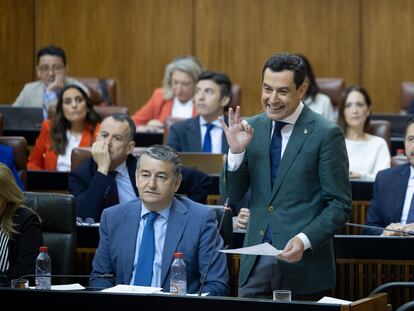 El presidente de la Junta de Andalucía, Juan Manuel Moreno Bonilla, la semana pasada en el Parlamento.