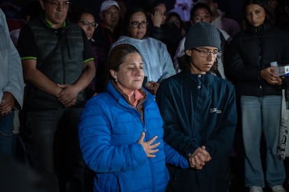 Vanessa Gamez, madre de Ana Amelí García Gamez, durante la velada por exigir la aparición de la joven senderista desaparecida el pasado 12 de julio.