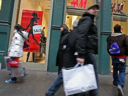 La moda se mueve con lastre en la Bolsa